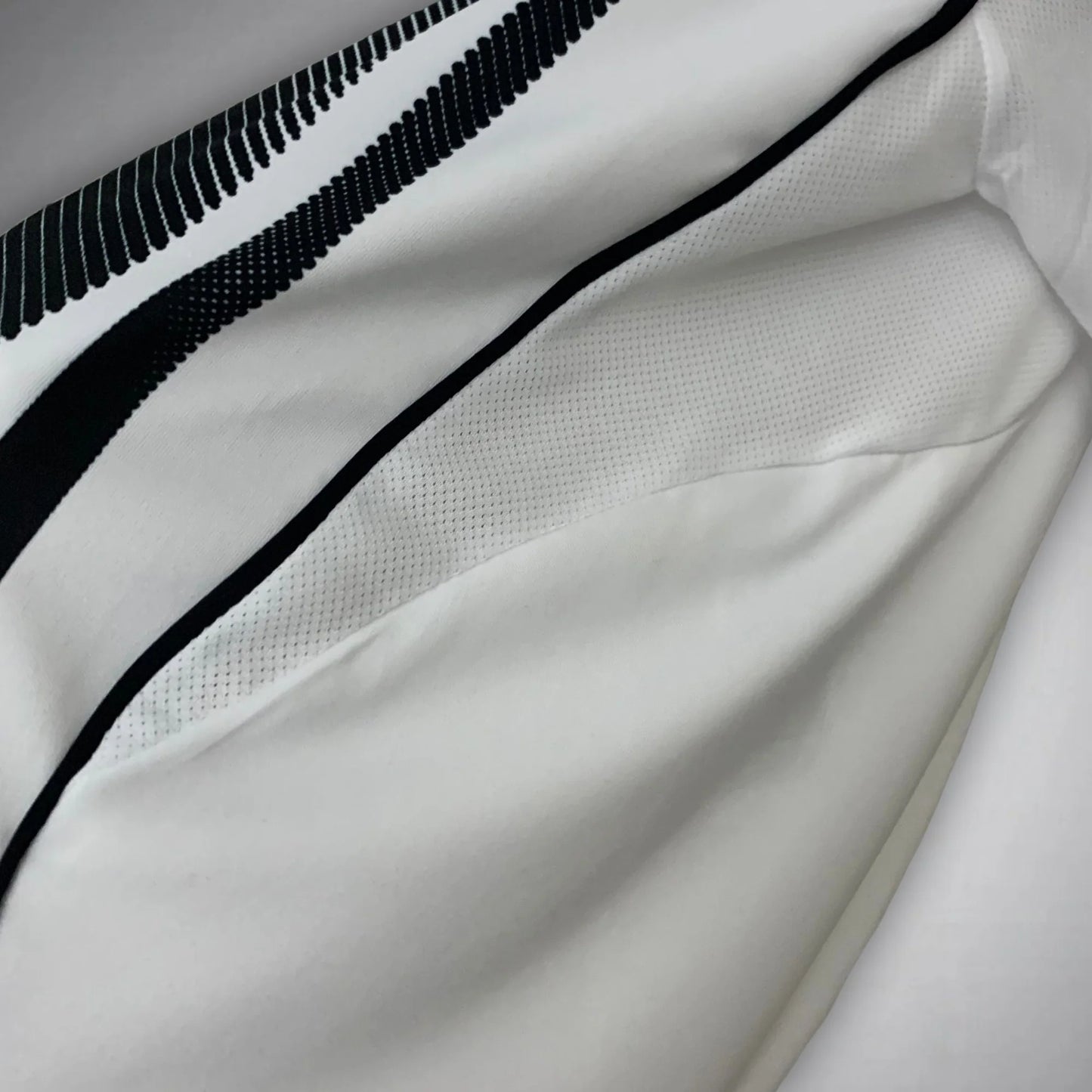 25/26 Juventus Home Kit