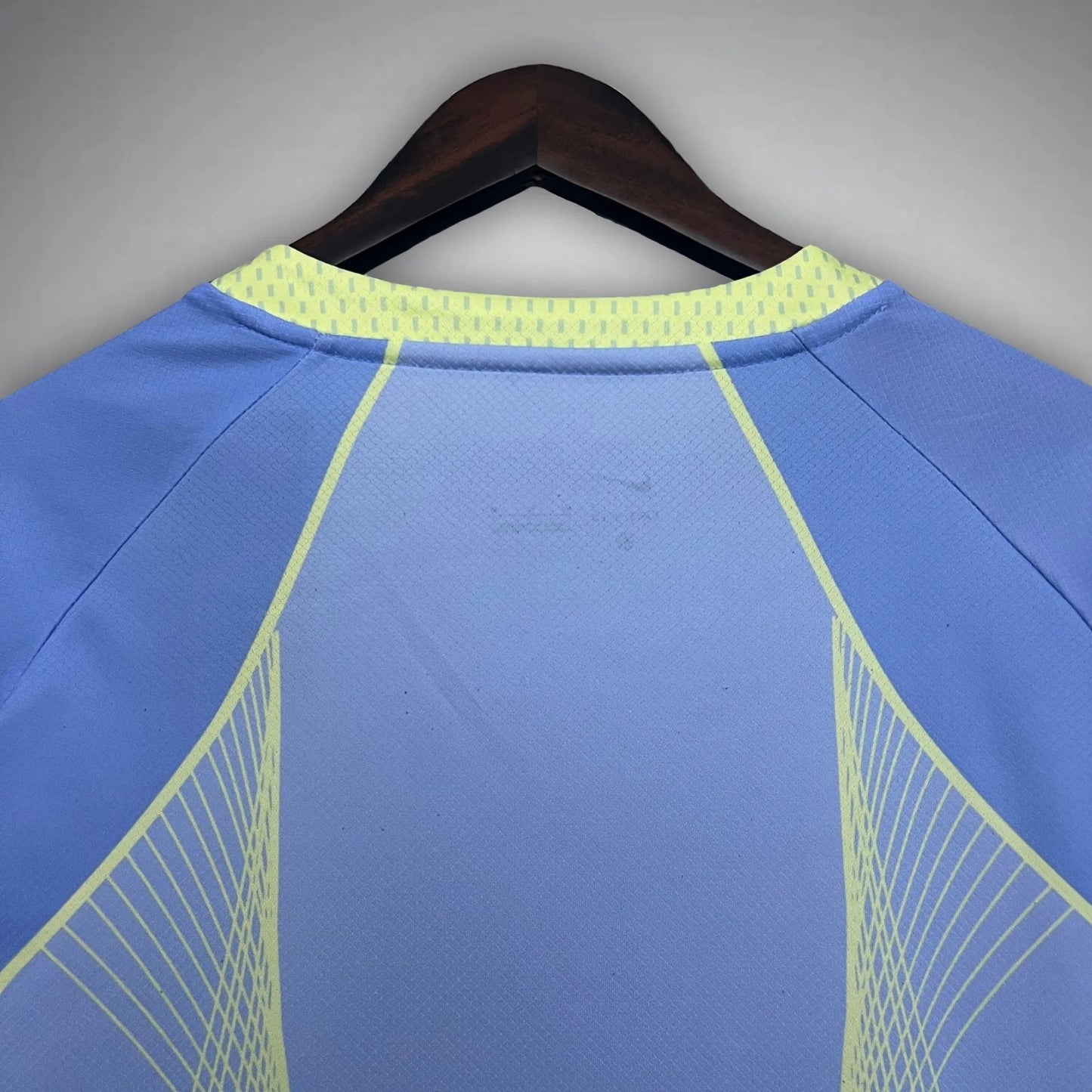 FC Barcelona "Voltage" Premium Kit