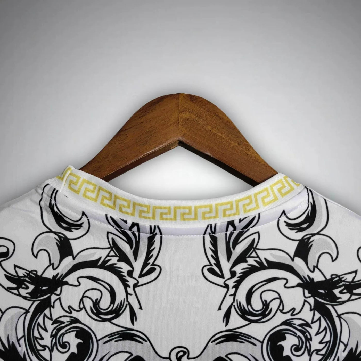 Italy "Versace" Premium White Kit