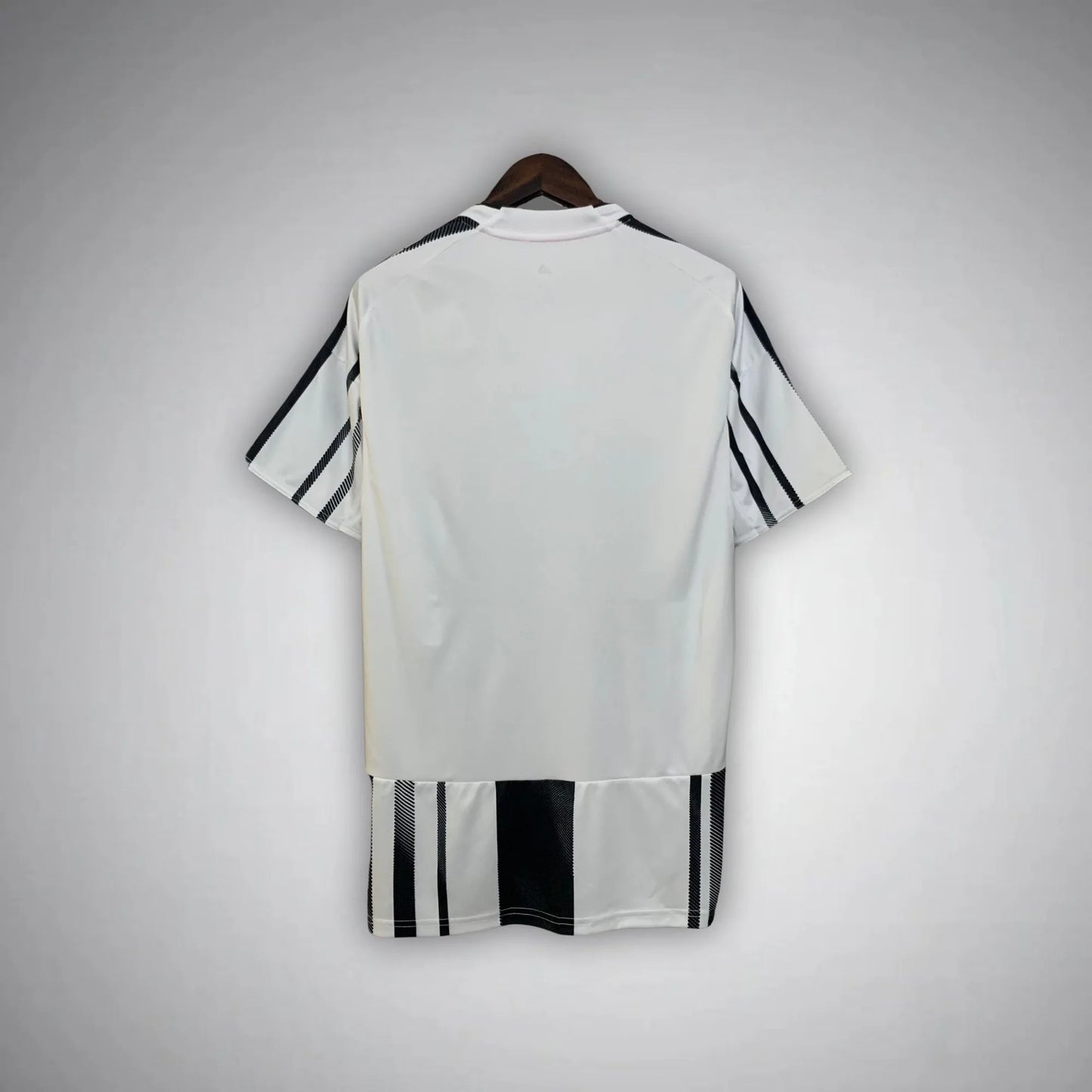 25/26 Juventus Home Kit