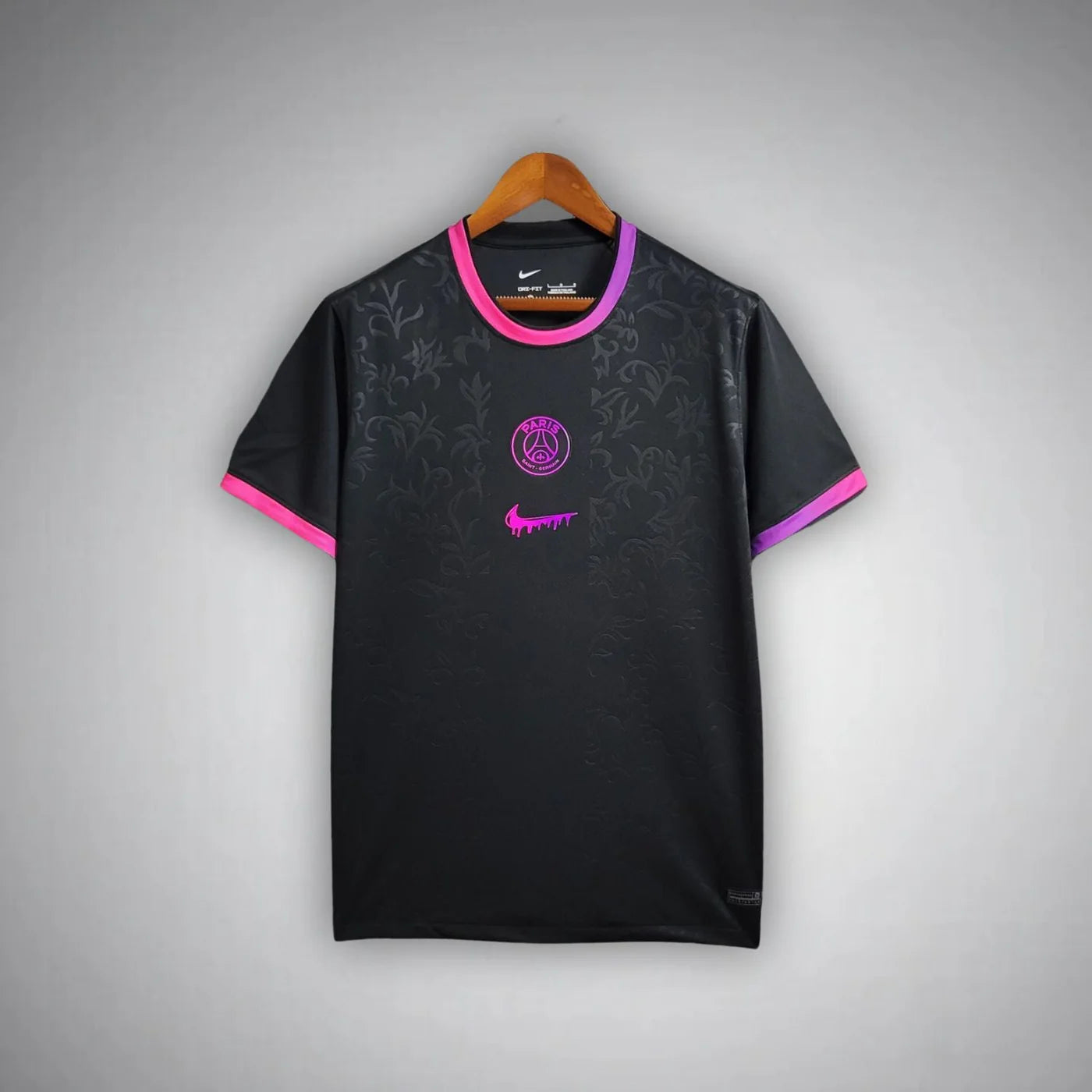 PSG "Paris Noir" Premium Kit